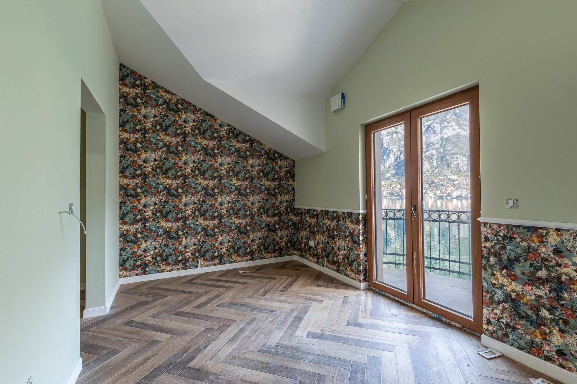 Image of Villa for Sale in Kotor-Prcanj-Montenegro, Image 17